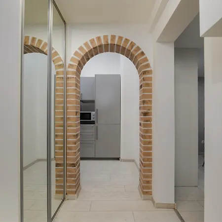 Cosy Home-apartment In Liszt Ferenc شقة